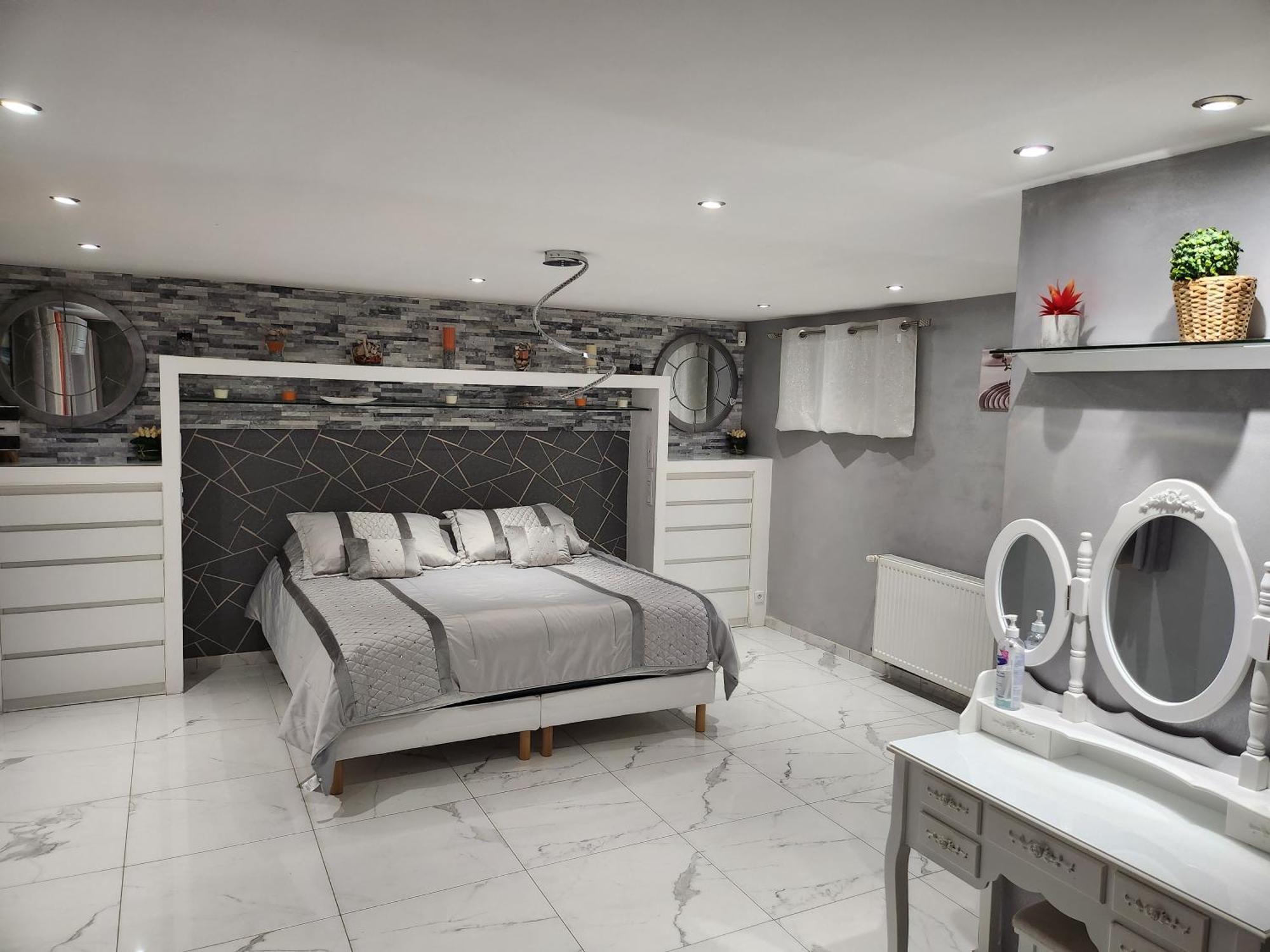Villa Massenet Sarcelles Bagian luar foto