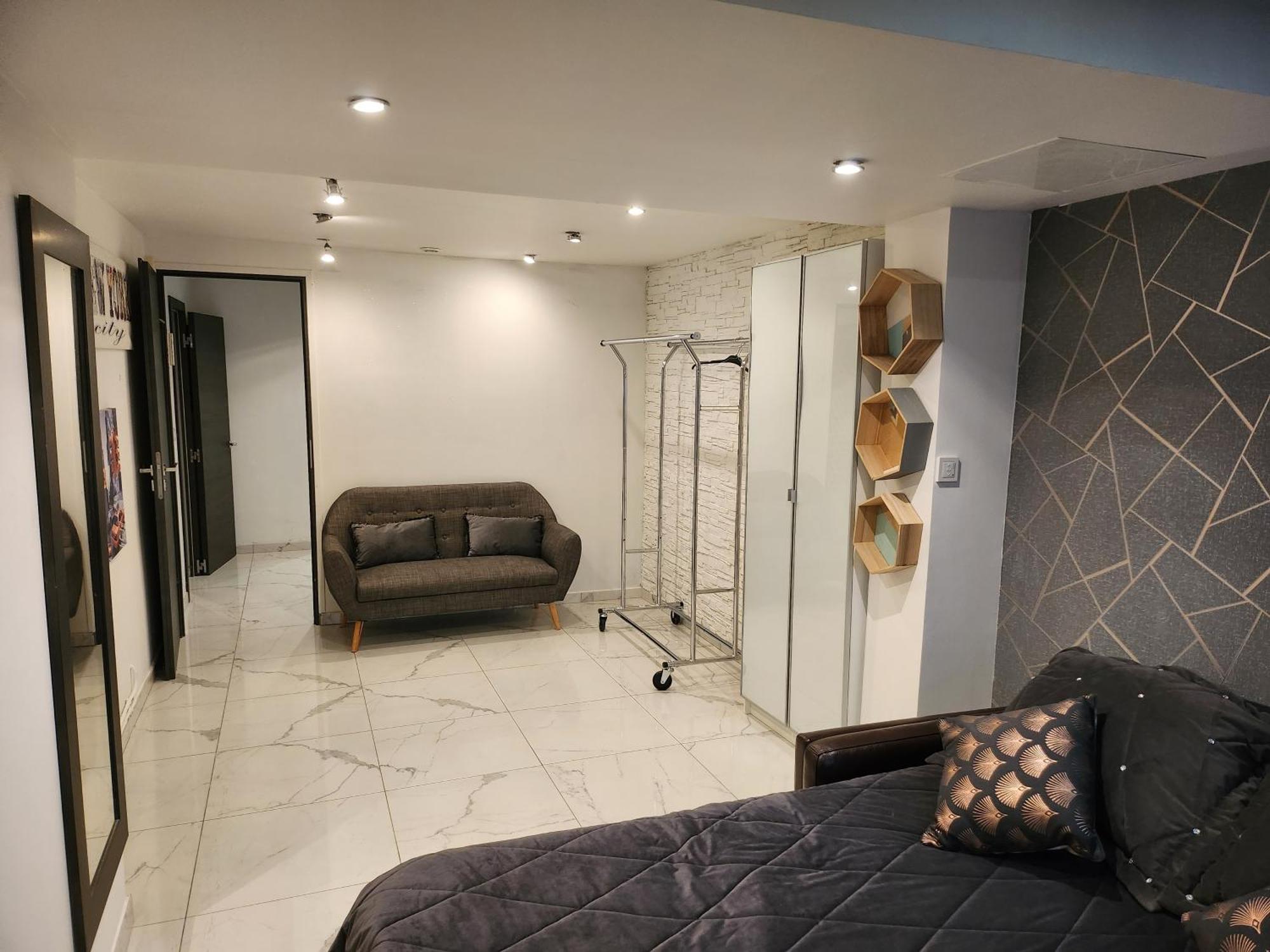 Villa Massenet Sarcelles Bagian luar foto